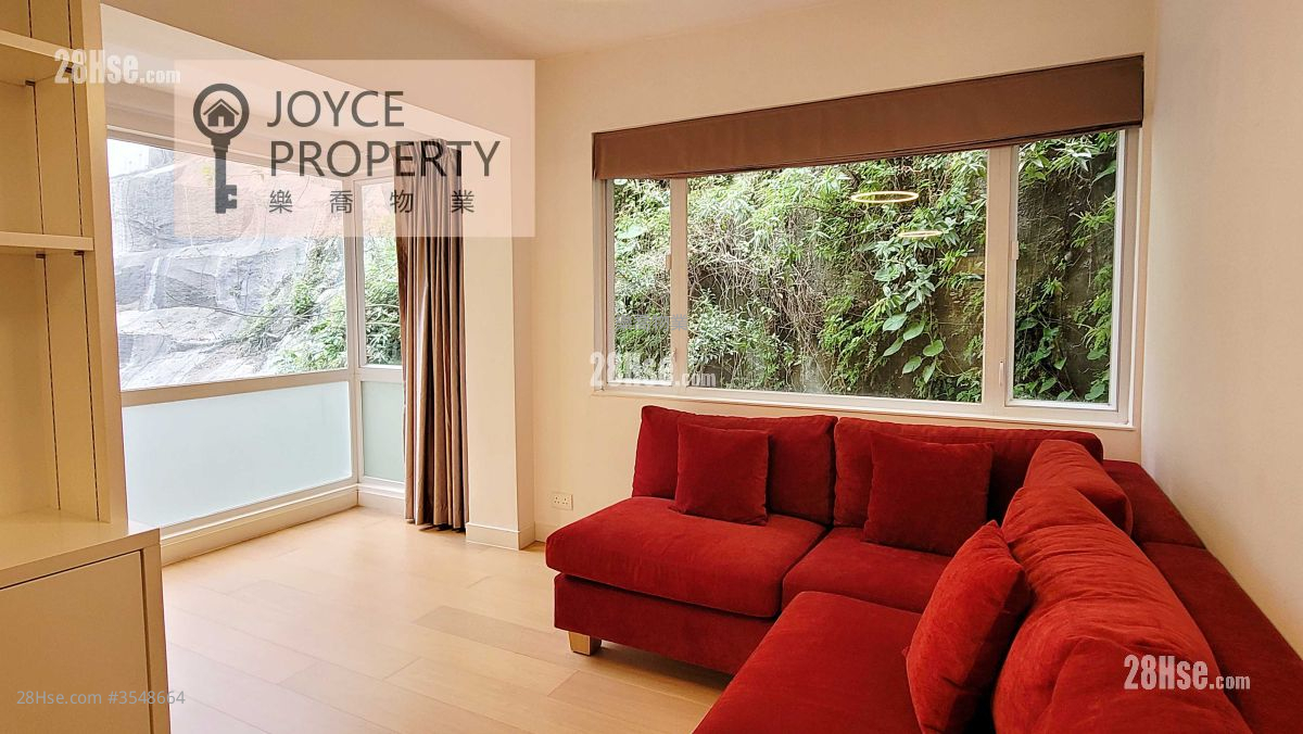 Village Court Rental 2 Bedrooms , 2 Bathrooms 656 ft² ( 60.9 m² )