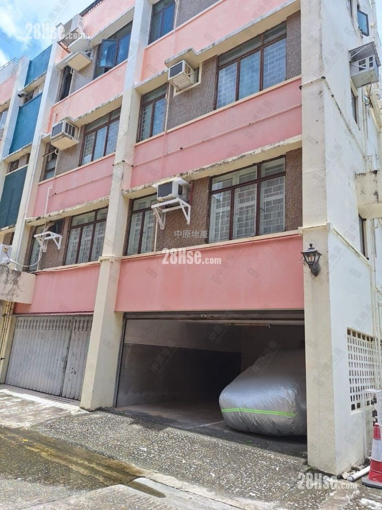 Star Villa Sell 3 Bedrooms , 1 Bathroom 714 ft² ( 66.3 m² )