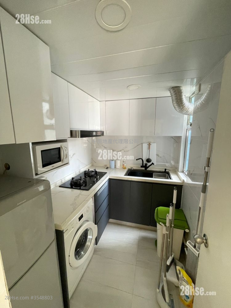 Greenland Garden Rental 2 Bedrooms , 1 Bathroom 330 ft² ( 30.7 m² )