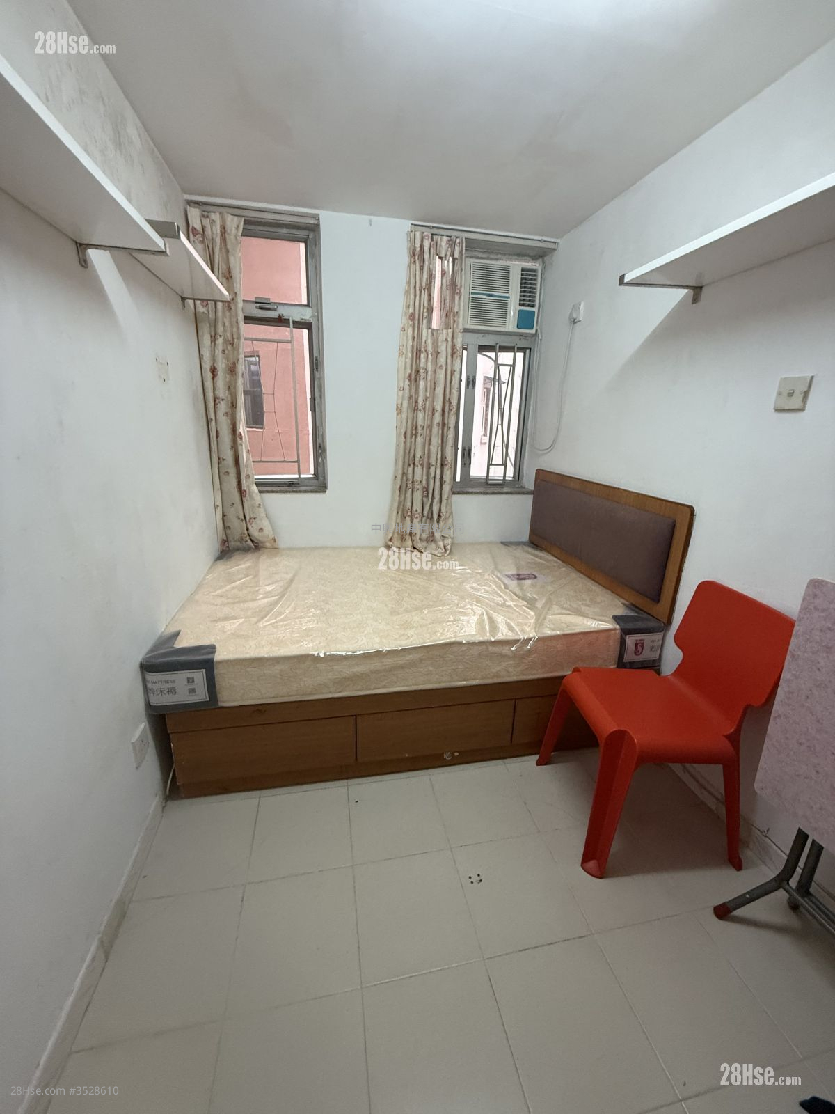 Kimberley Mansion Rental Studio , 1 Bathroom 110 ft² ( 10.2 m² )