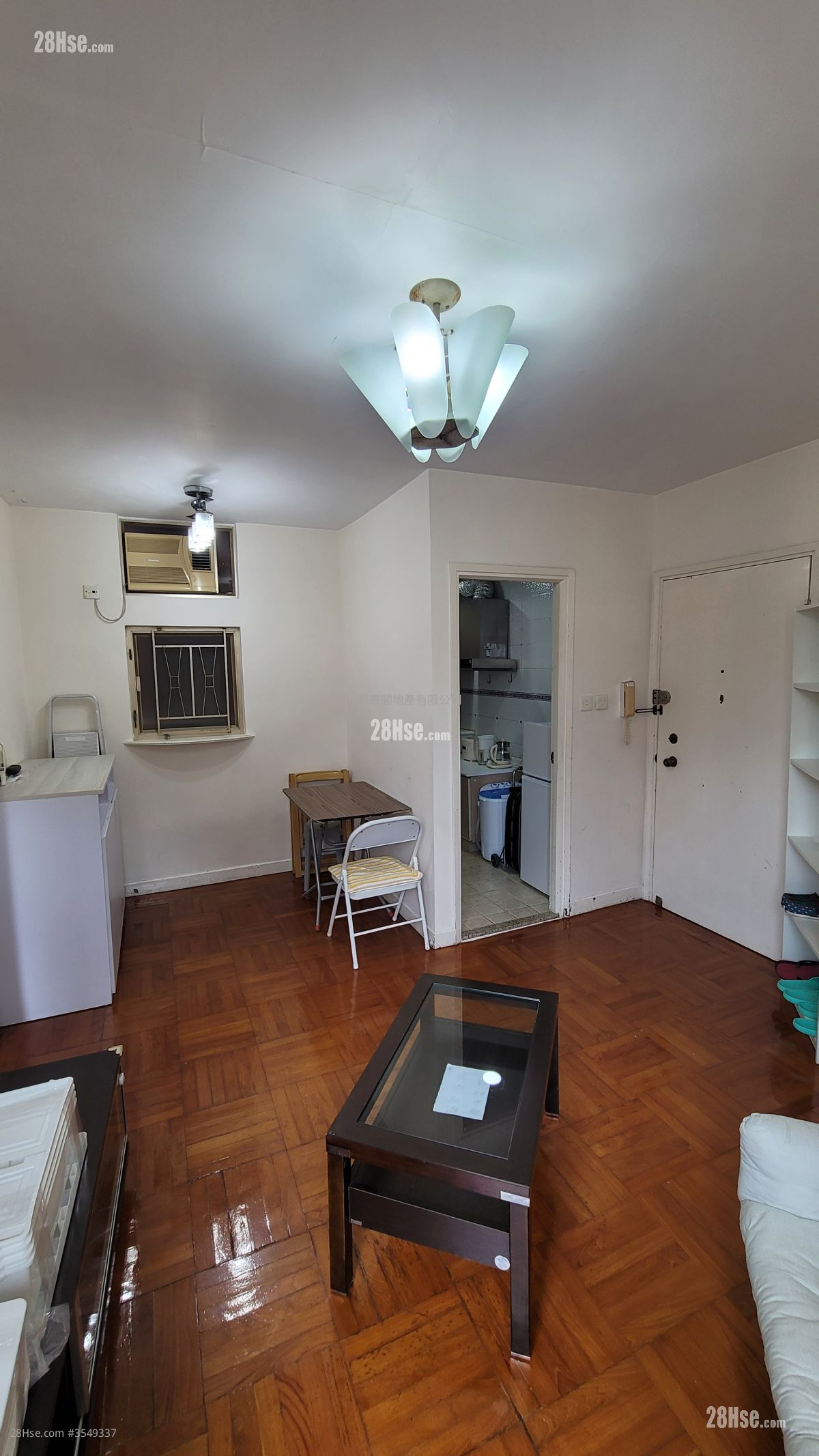 Avon Park Sell 2 Bedrooms , 1 Bathroom 400 ft² ( 37.2 m² )