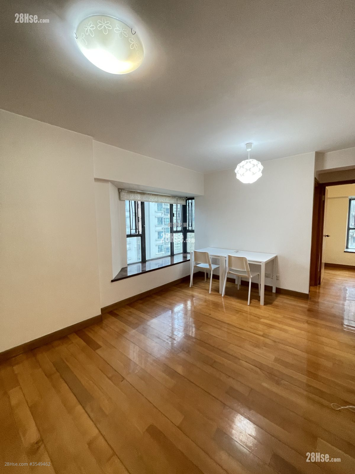 Maritime Bay Sell 2 Bedrooms , 1 Bathroom 432 ft² ( 40.1 m² )