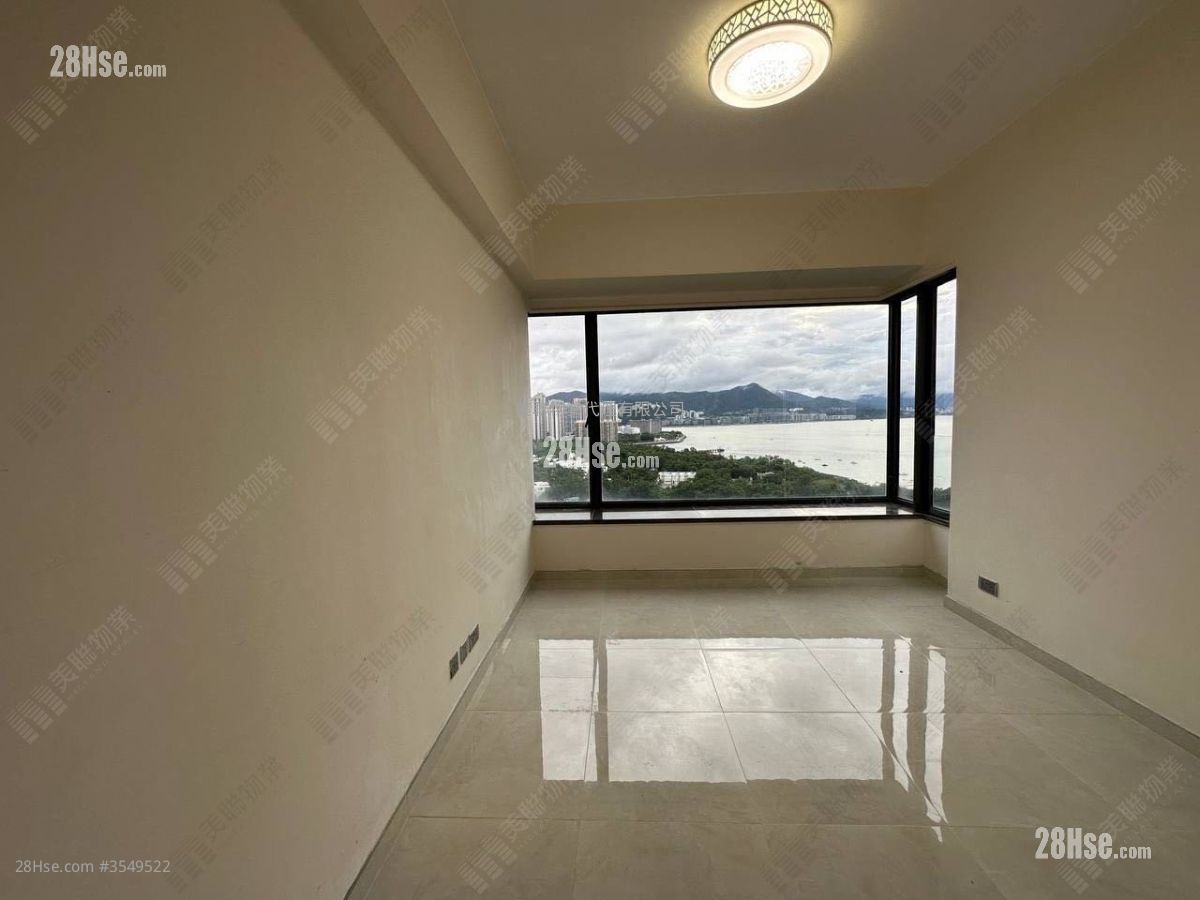 Double Cove Sell 4 Bedrooms , 2 Bathrooms 915 ft² ( 85.0 m² )