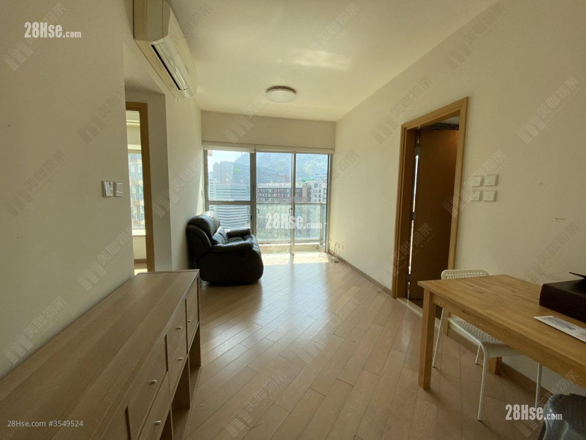Century Gateway Sell 2 Bedrooms , 1 Bathroom 485 ft² ( 45.1 m² )