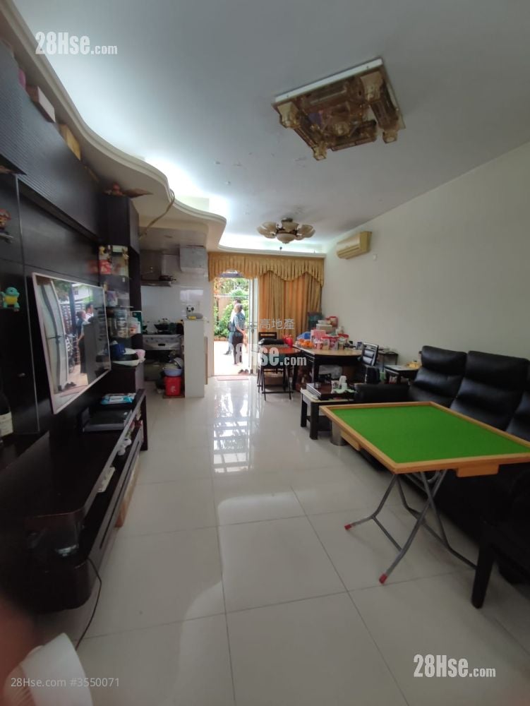 Fairview Park Sell 3 Bedrooms , 2 Bathrooms 902 ft² ( 83.8 m² )