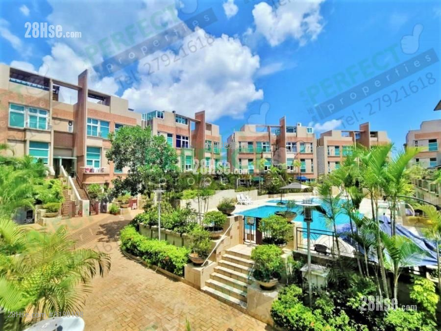 Costa Bello Rental 3 Bedrooms , 2 Bathrooms 916 ft² ( 85.1 m² )