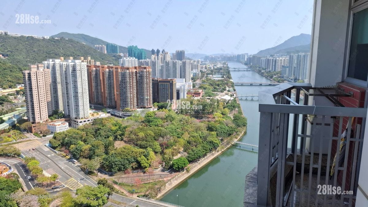The Riverpark Sell 4 Bedrooms 1,170 ft² ( 108.7 m² )