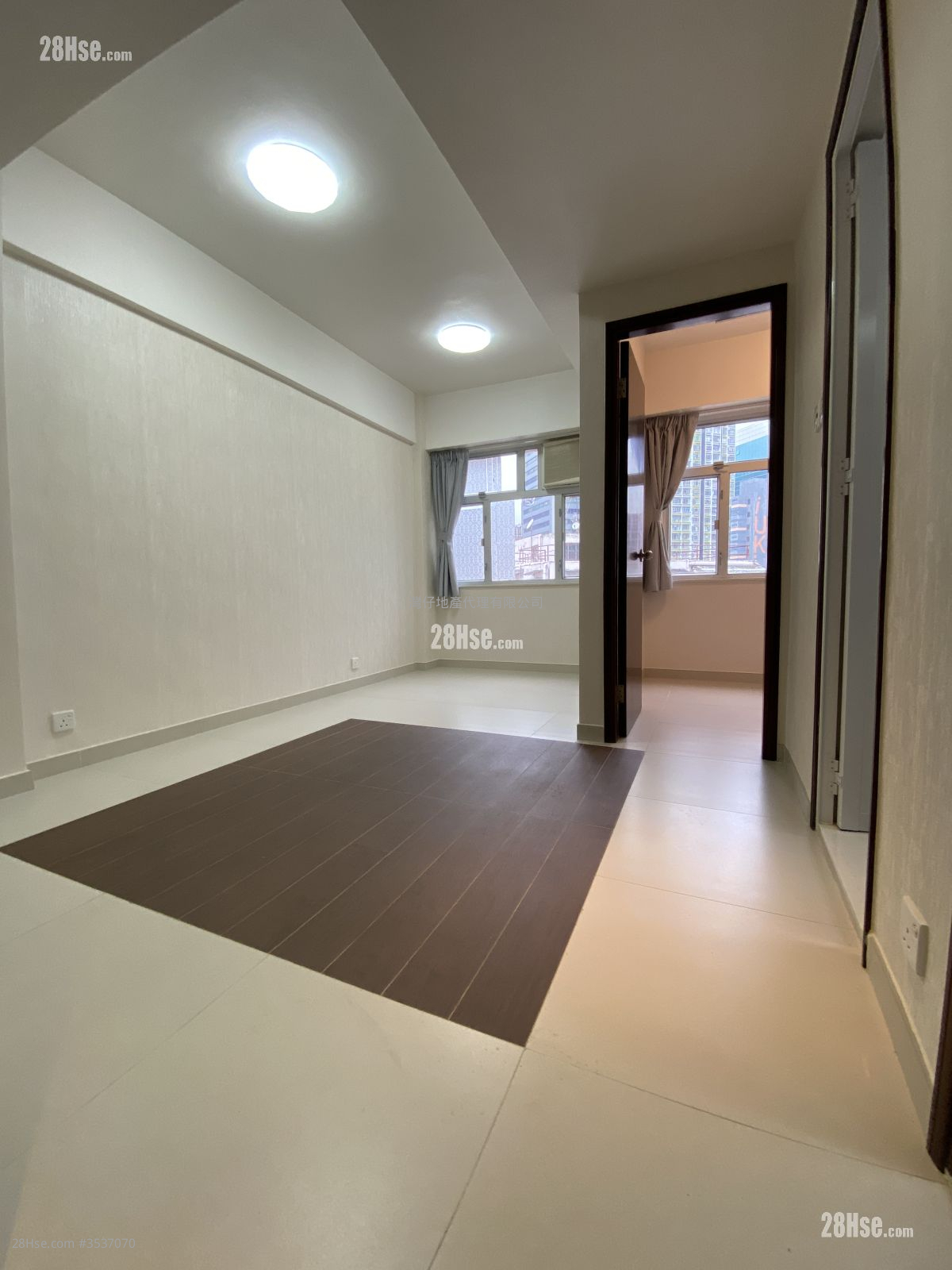 Fully Building Rental 1 Bedroom , 1 Bathroom 284 ft² ( 26.4 m² )
