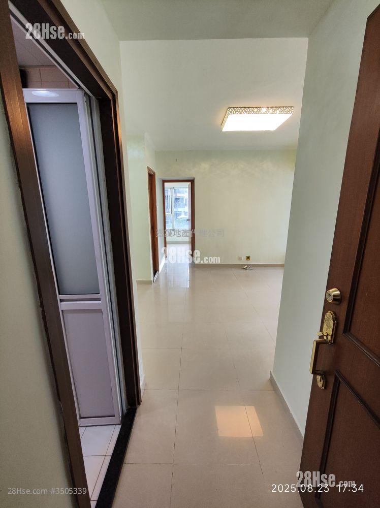 Venice Gardens Rental 2 Bedrooms , 1 Bathroom 457 ft² ( 42.5 m² )