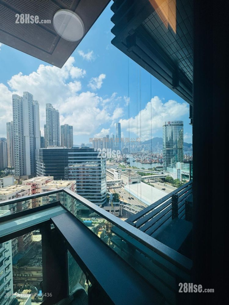 The Quinn Square Mile Rental Studio , 1 Bathroom 207 ft² ( 19.2 m² )