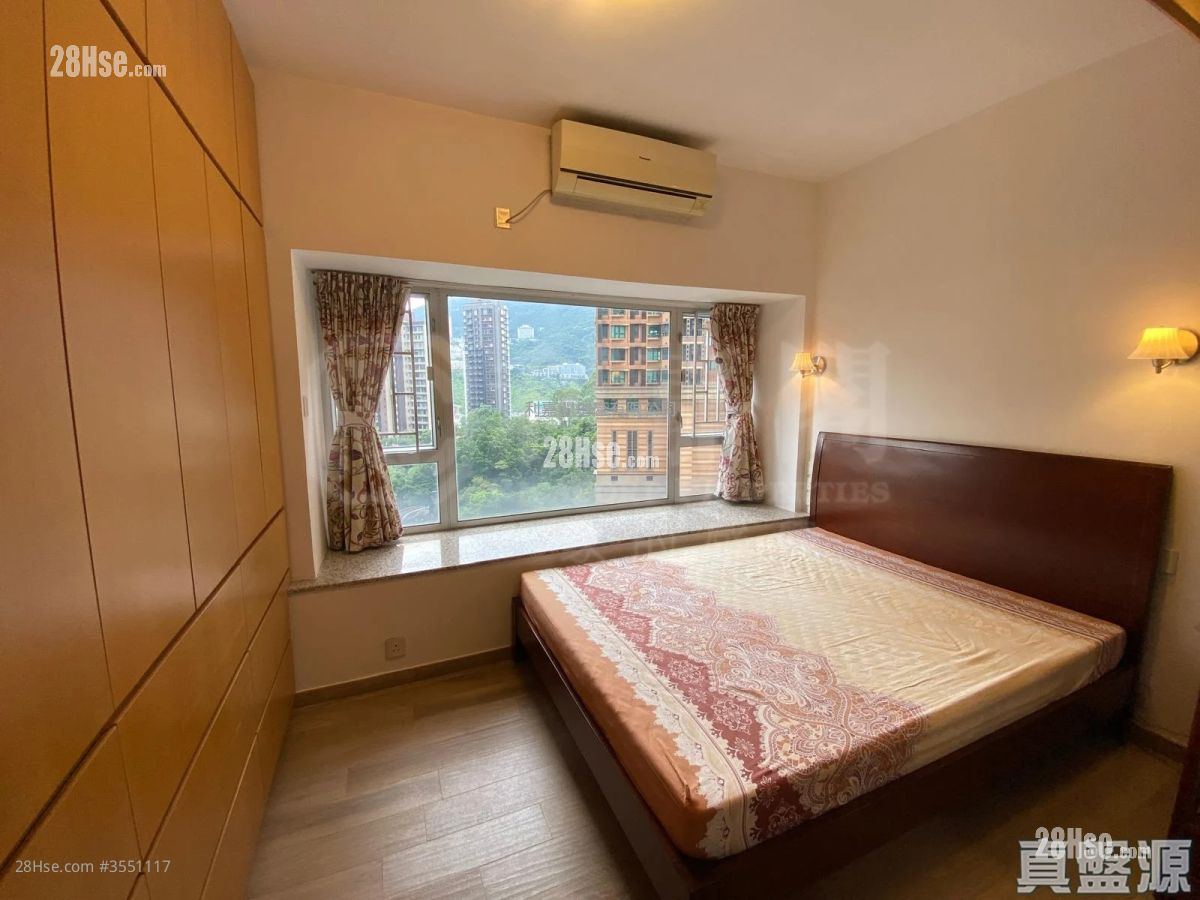 Jade Terrace Sell 3 Bedrooms , 2 Bathrooms 646 ft² ( 60.0 m² )