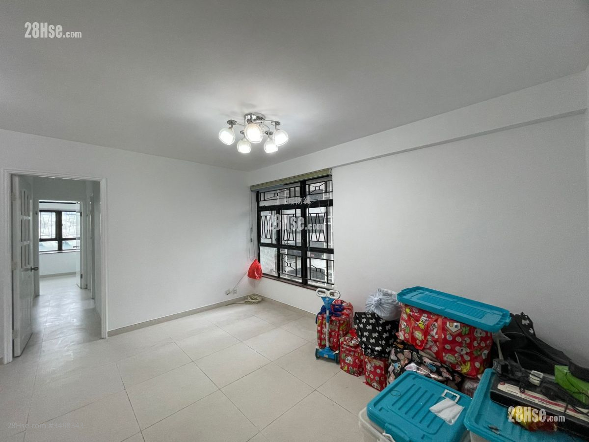 Prosperous Garden Rental 3 Bedrooms , 2 Bathrooms 591 ft² ( 54.9 m² )