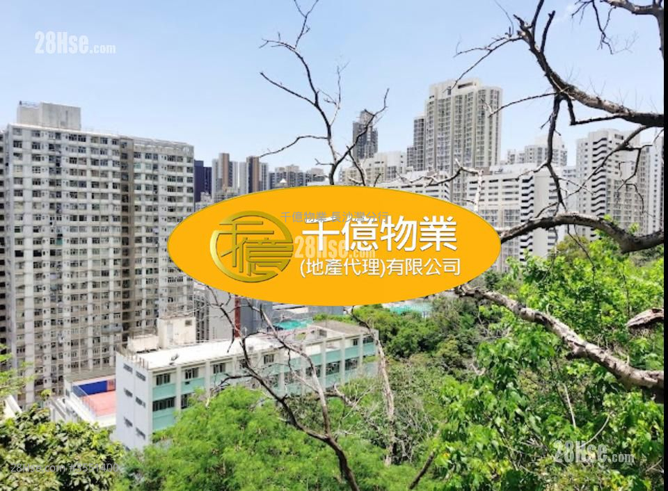 李郑屋邨 售盘 424 平方尺 ( 39.4 平方米 )