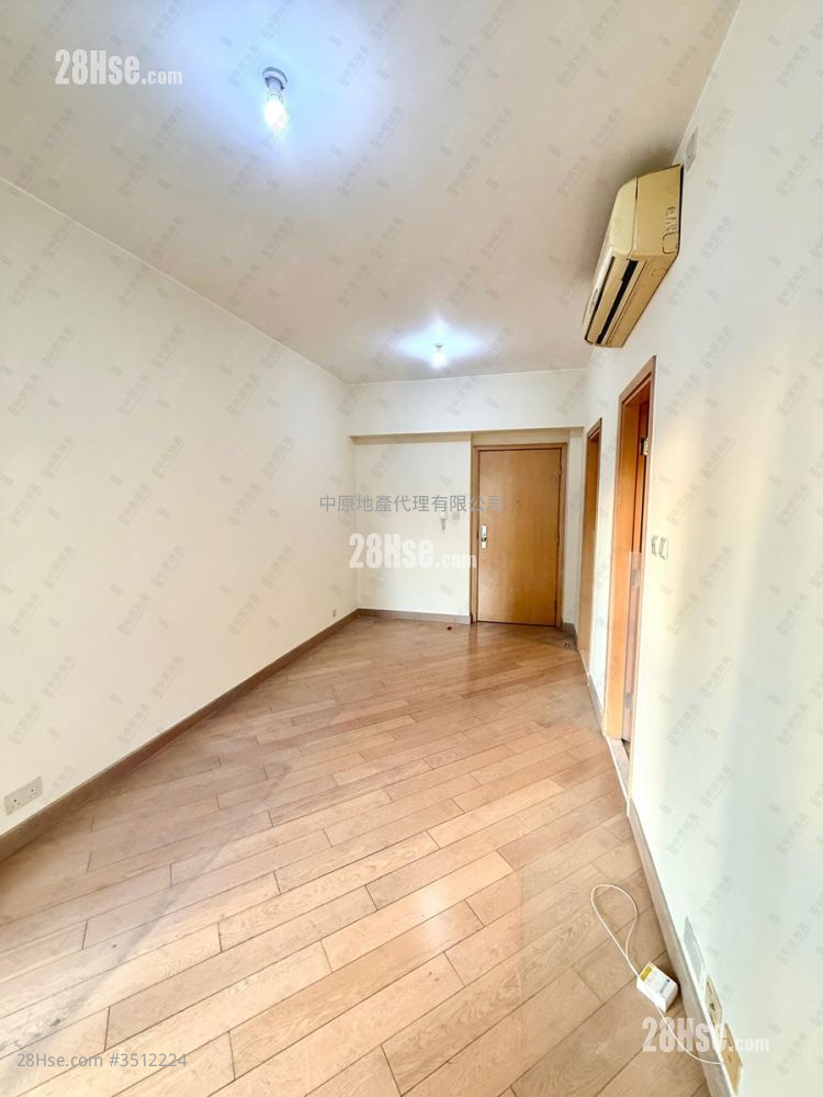 La Grove Sell 2 Bedrooms 481 ft² ( 44.7 m² )