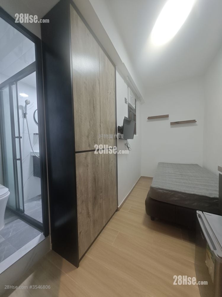Pak Fuk Building Rental Studio , 1 Bathroom 100 ft² ( 9.3 m² )