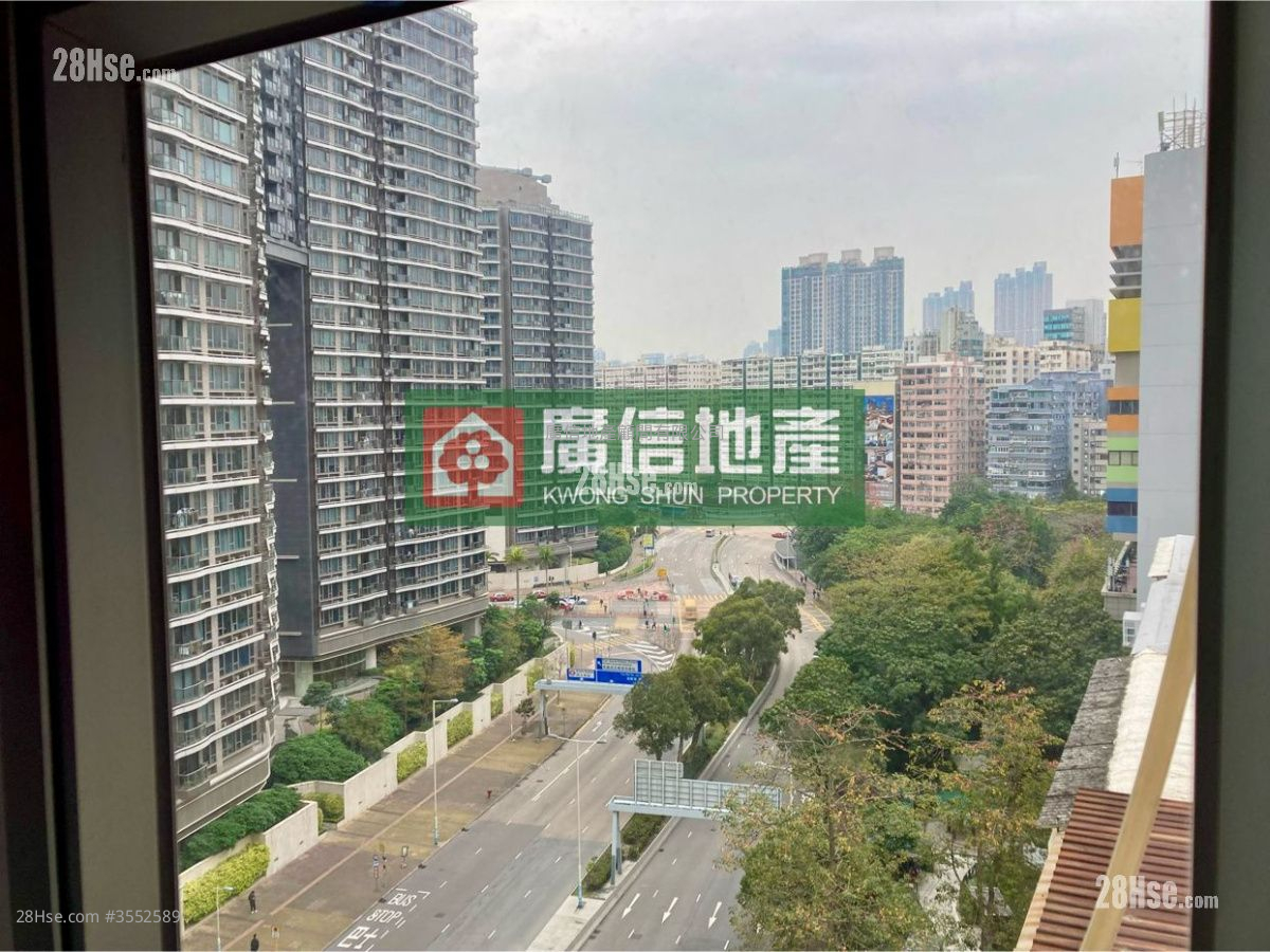 Wai Hang Building Sell 4 Bedrooms , 4 Bathrooms 584 ft² ( 54.3 m² )