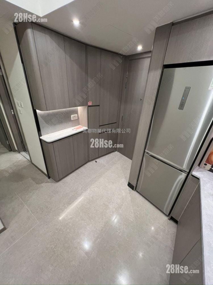 Novo Land Sell 2 Bedrooms , 1 Bathroom 415 ft² ( 38.6 m² )