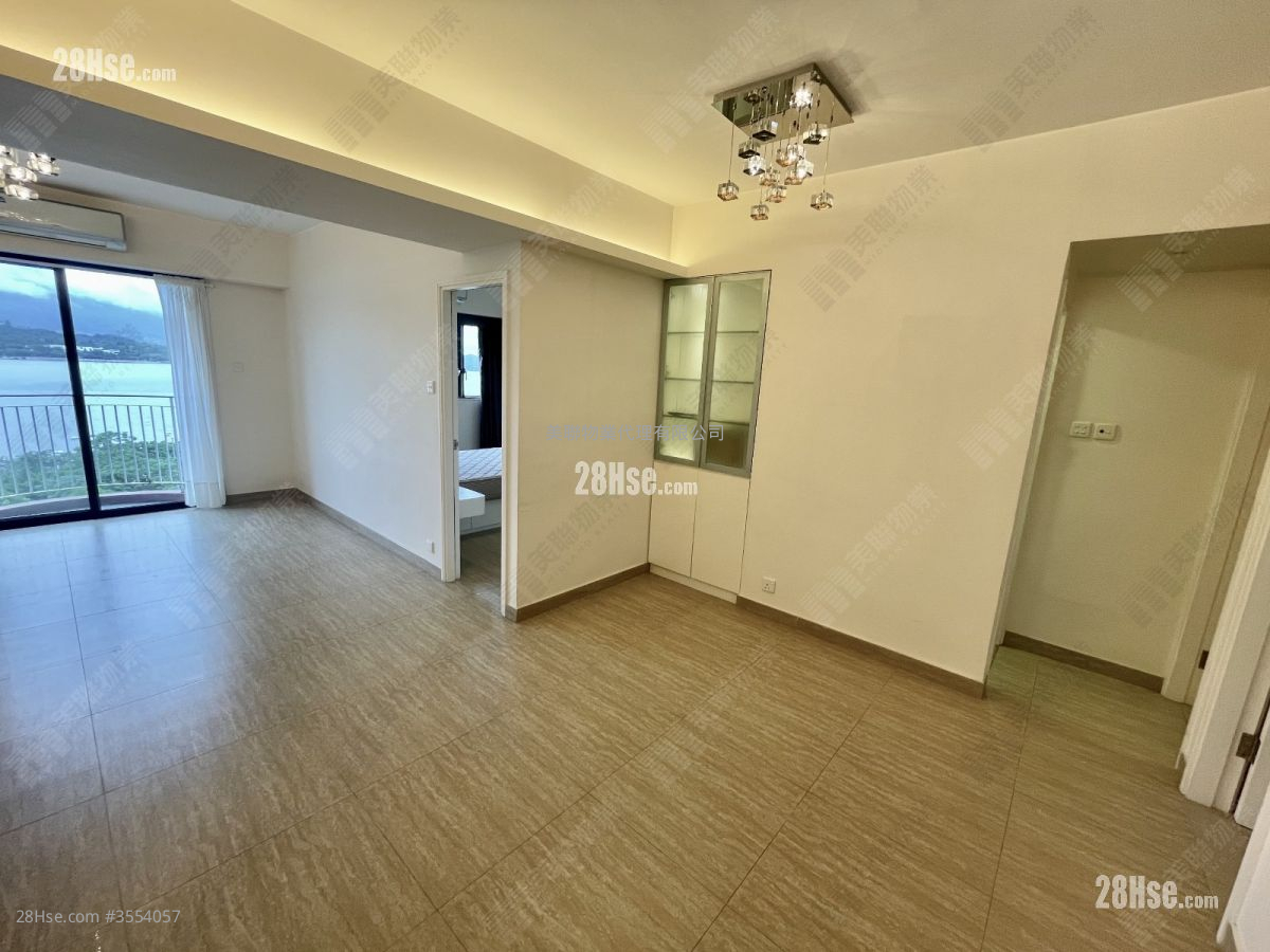 Redland Garden Sell 3 Bedrooms , 2 Bathrooms 780 ft² ( 72.5 m² )