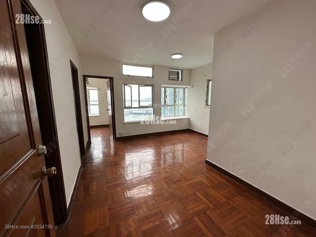 Miami Beach Towers Sell 2 Bedrooms , 1 Bathroom 443 ft² ( 41.2 m² )