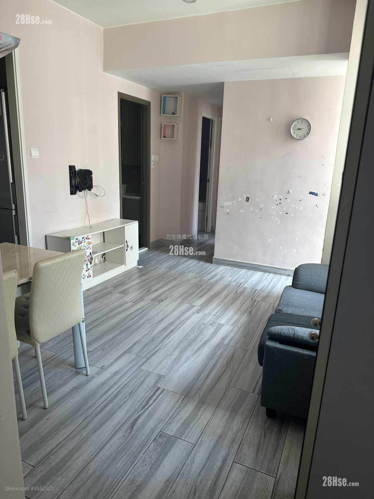 Happy Building Rental 3 Bedrooms , 1 Bathroom 530 ft² ( 49.2 m² )