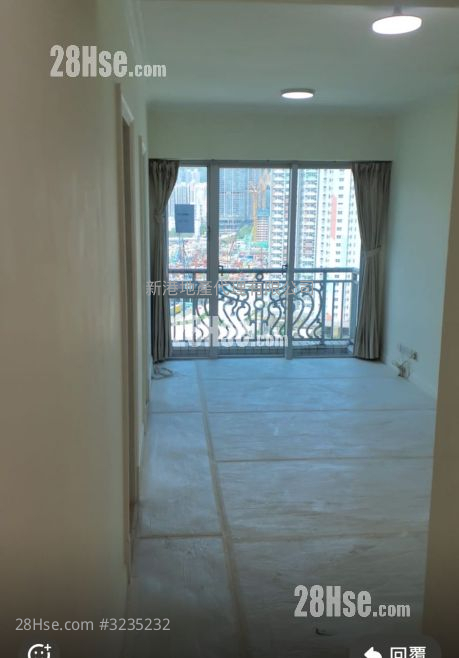 Sky Tower Rental 2 Bedrooms , 1 Bathroom 479 ft² ( 44.5 m² )
