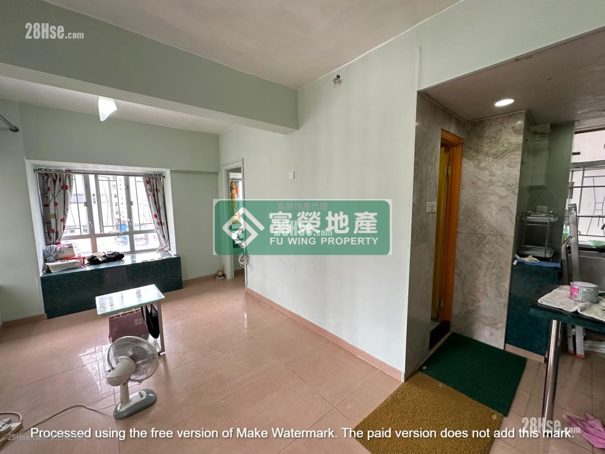 Foo Tat Building Sell 2 Bedrooms , 1 Bathroom 318 ft² ( 29.5 m² )