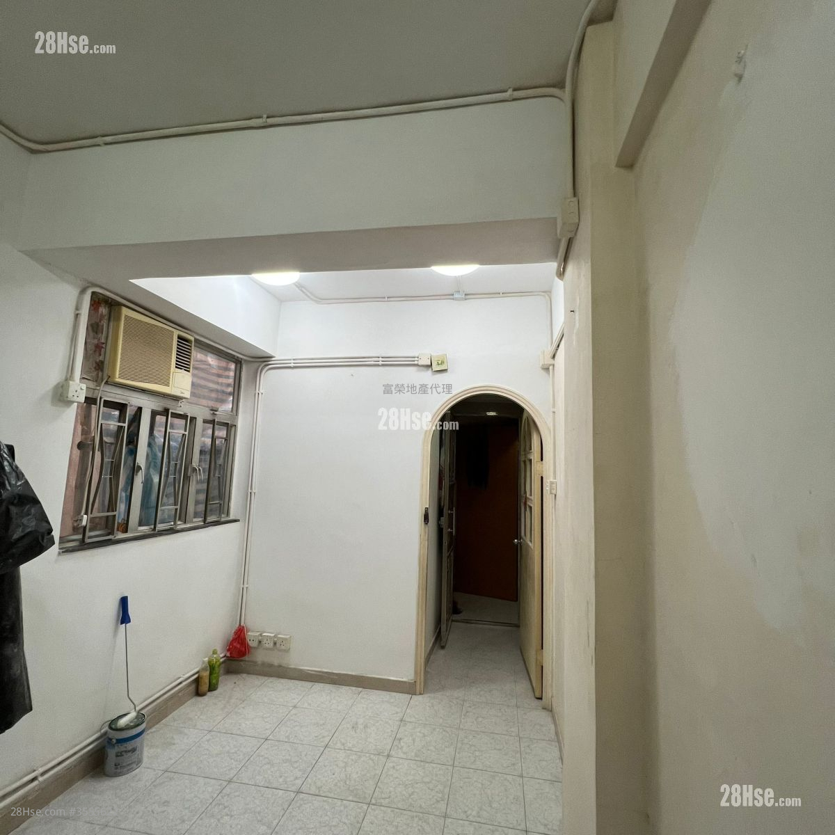 Bedford Building Sell 2 Bedrooms , 2 Bathrooms 471 ft² ( 43.8 m² )