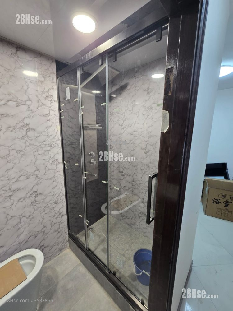 Ying Ming Court Sell 2 Bedrooms , 1 Bathroom 401 ft² ( 37.3 m² )
