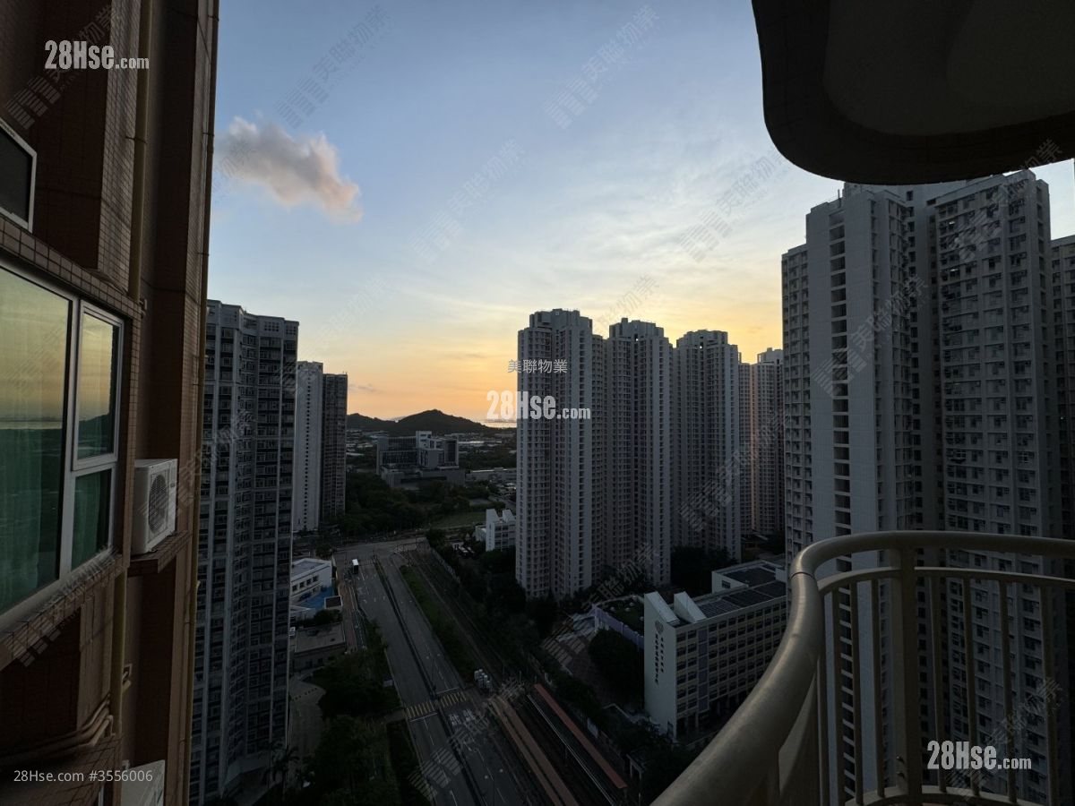 Central Park Towers Sell 2 Bedrooms 494 ft² ( 45.9 m² )
