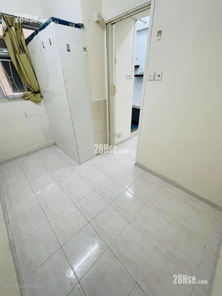 Ling Nam Building Rental 1 Bedroom , 1 Bathroom 150 ft² ( 13.9 m² )