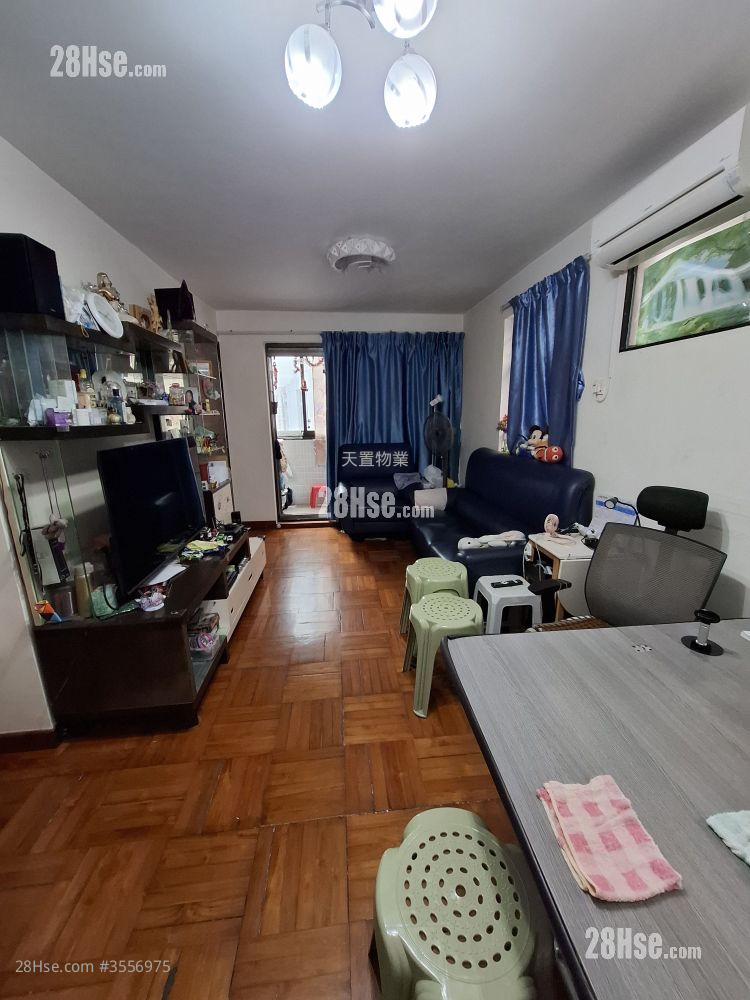 Fortress Villa Sell 3 Bedrooms , 1 Bathroom 700 ft² ( 65.0 m² )
