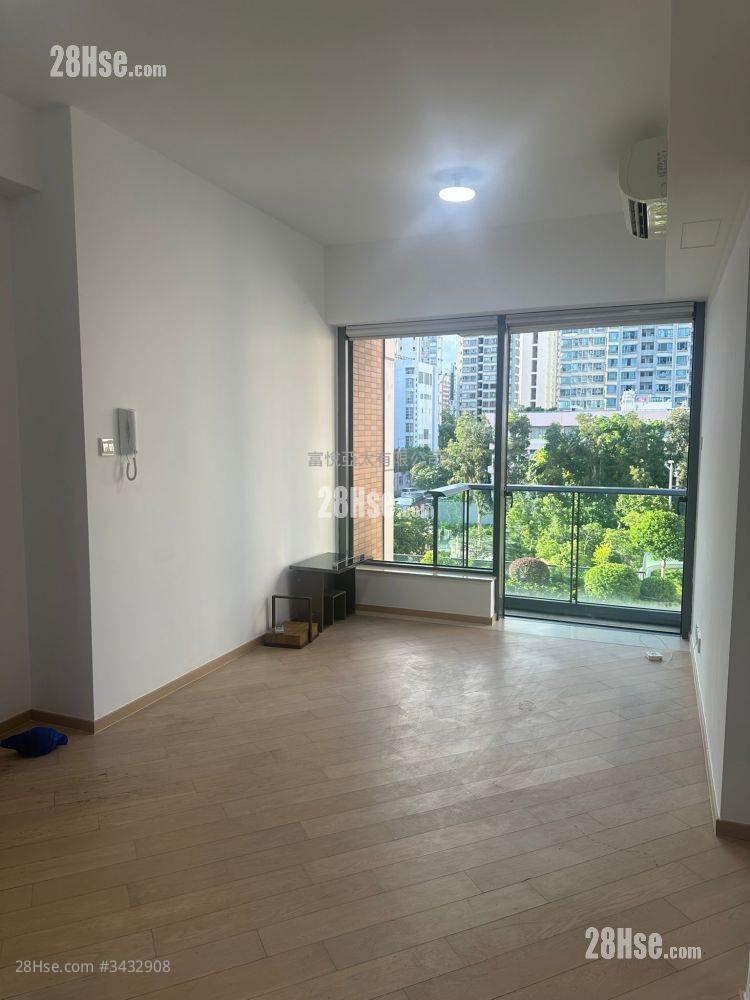 Residence 88 Rental 3 Bedrooms , 1 Bathroom 621 ft² ( 57.7 m² )