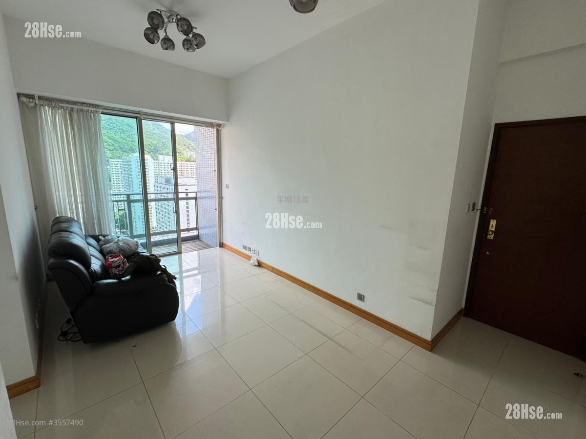 One Madison Rental 2 Bedrooms , 1 Bathroom 495 ft² ( 46.0 m² )