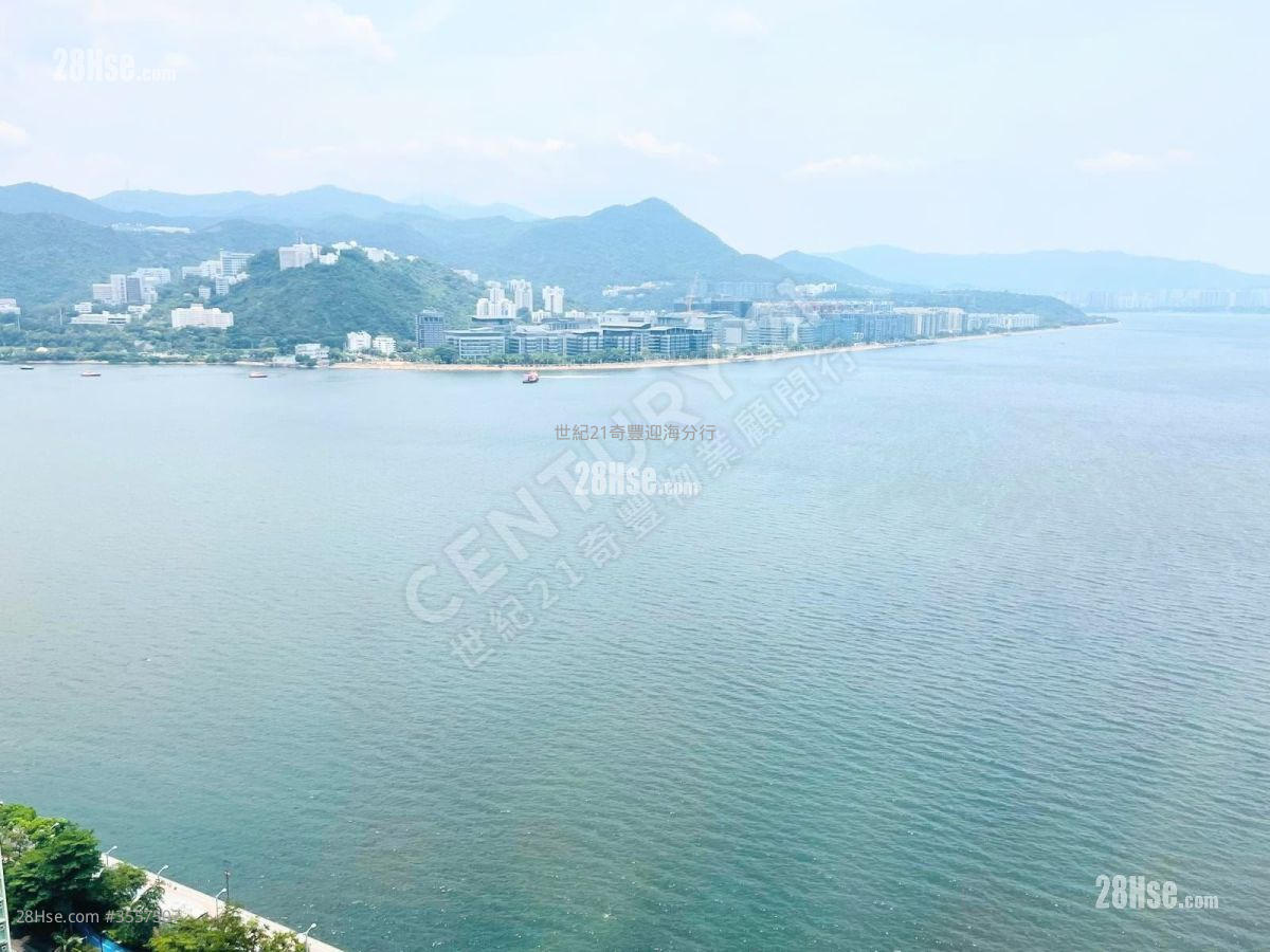 Marbella Sell 3 Bedrooms , 2 Bathrooms 736 ft² ( 68.4 m² )