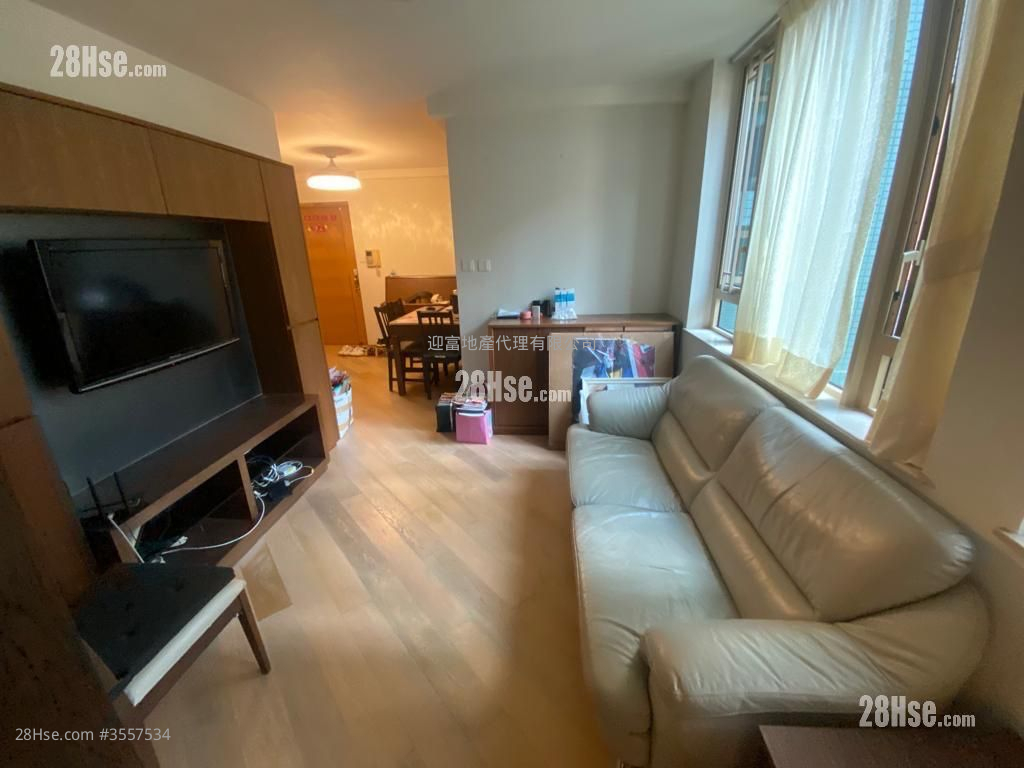 Harbour Place Sell 3 Bedrooms , 2 Bathrooms 590 ft² ( 54.8 m² )