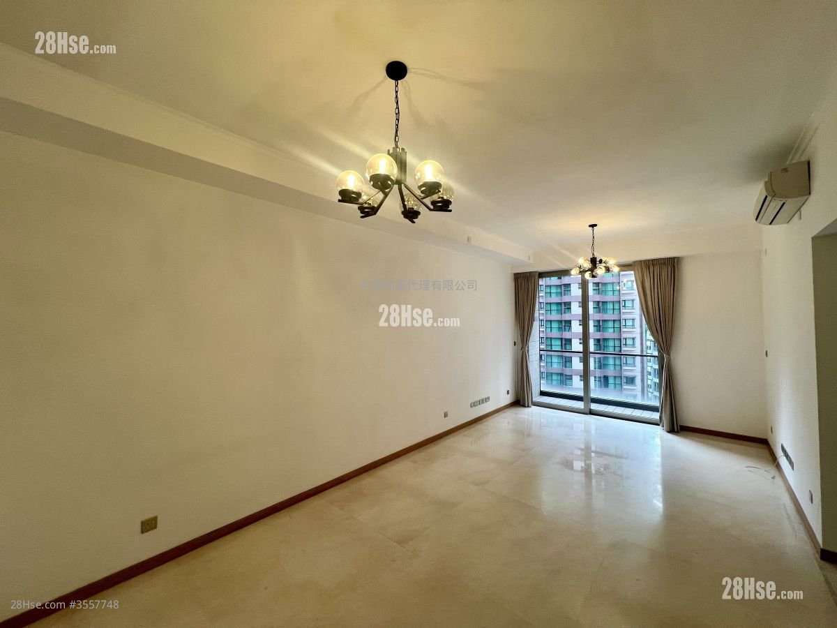 Wellesley Sell 3 Bedrooms 1,179 ft² ( 109.5 m² )