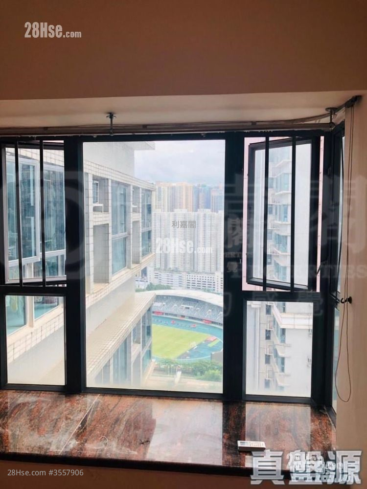 Maritime Bay Rental 2 Bedrooms , 1 Bathroom 427 ft² ( 39.7 m² )