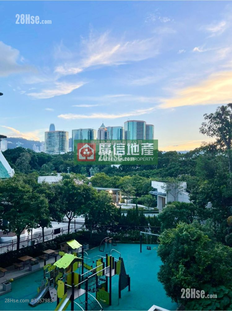Fu Lam Building Sell 3 Bedrooms , 1 Bathroom 516 ft² ( 47.9 m² )