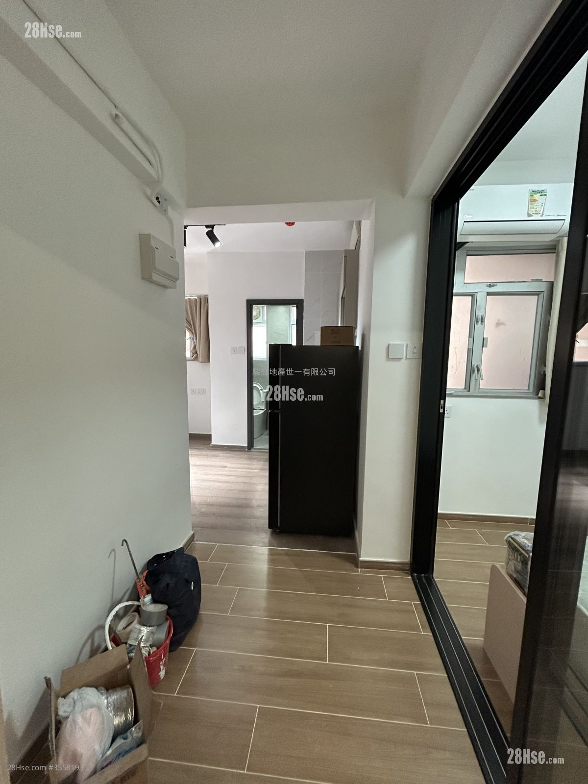 Pak On Building Rental 1 Bedroom , 1 Bathroom 200 ft² ( 18.6 m² )