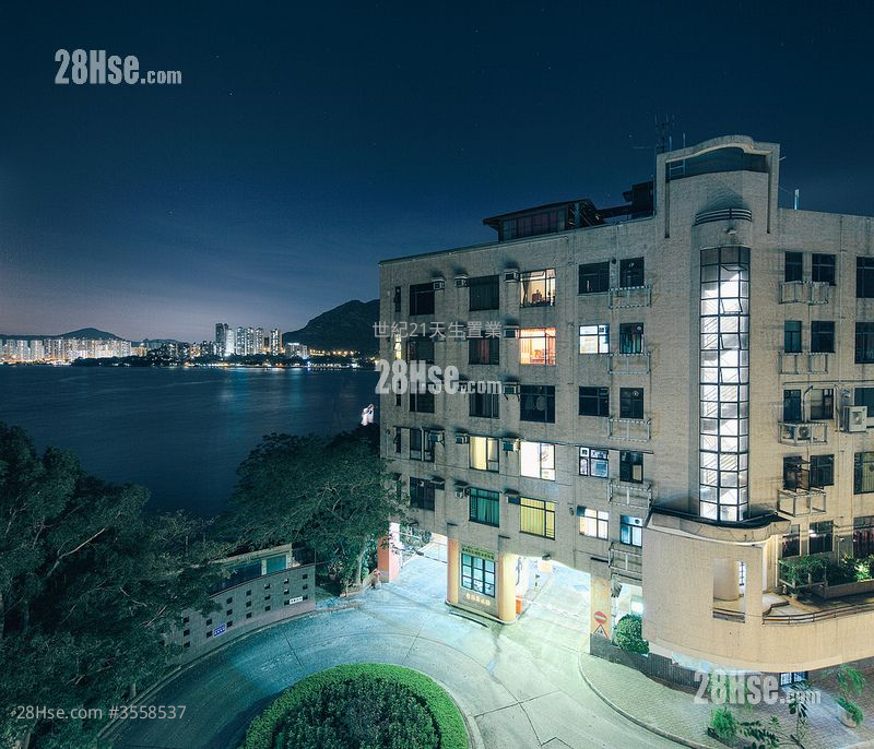 龙珠岛花园 租盘 3 房 , 2 浴室 659 平方尺 ( 61.2 平方米 )