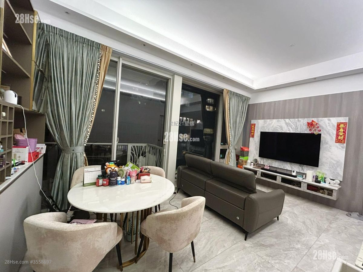 Conduit 18 Sell 3 Bedrooms , 2 Bathrooms 920 ft² ( 85.5 m² )
