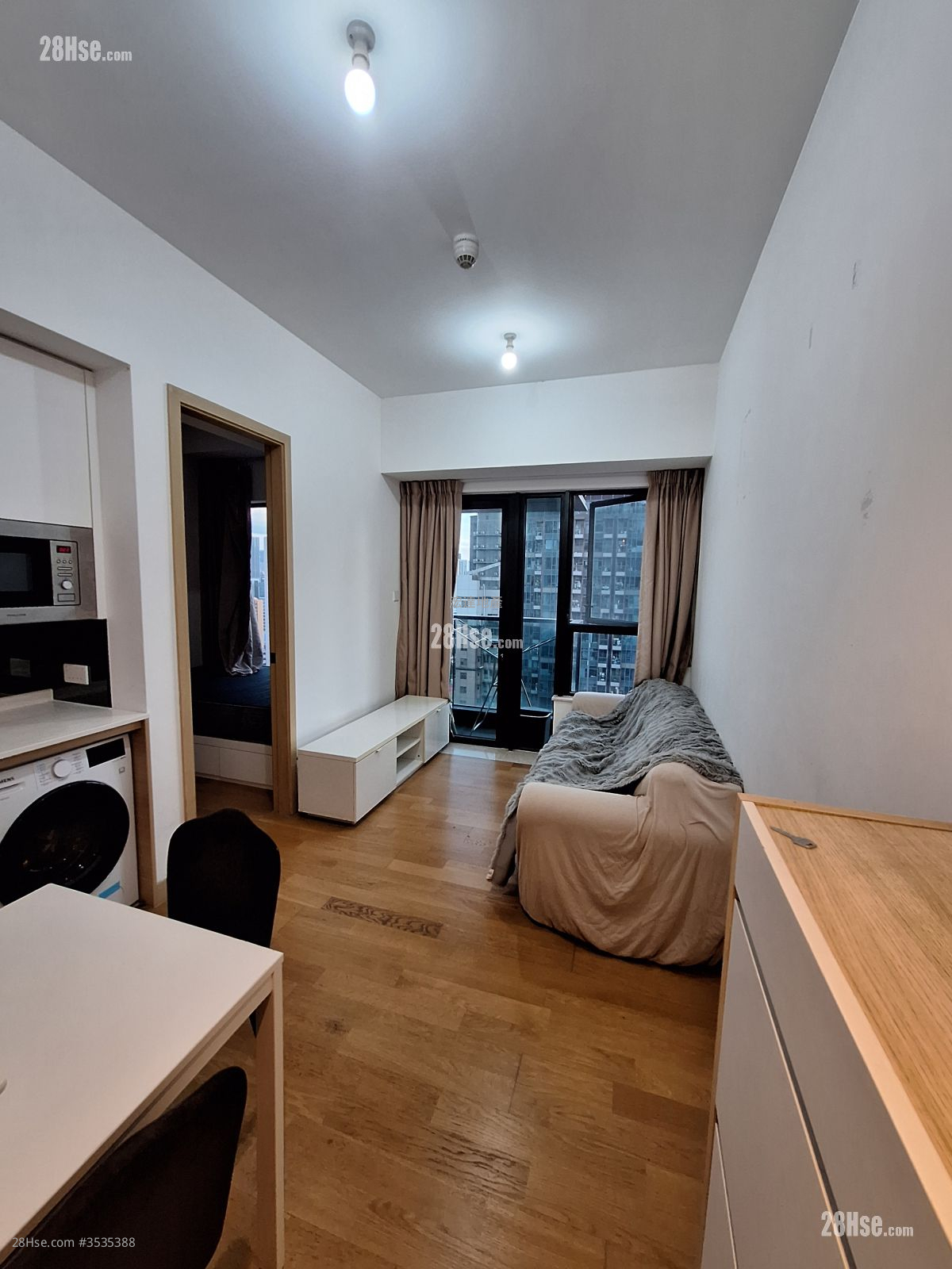 The Amused Rental 1 Bedroom 285 ft² ( 26.5 m² )