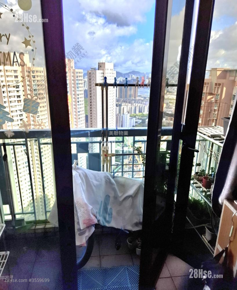 Highland Park Sell 3 Bedrooms 604 ft² ( 56.1 m² )