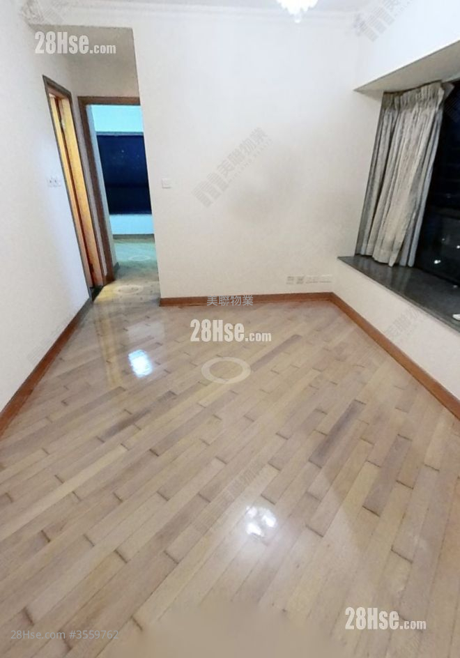Beneville Sell 2 Bedrooms 428 ft² ( 39.8 m² )