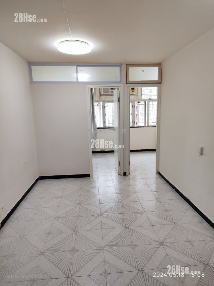 Siu Hin Court Rental 2 Bedrooms , 1 Bathroom 375 ft² ( 34.8 m² )