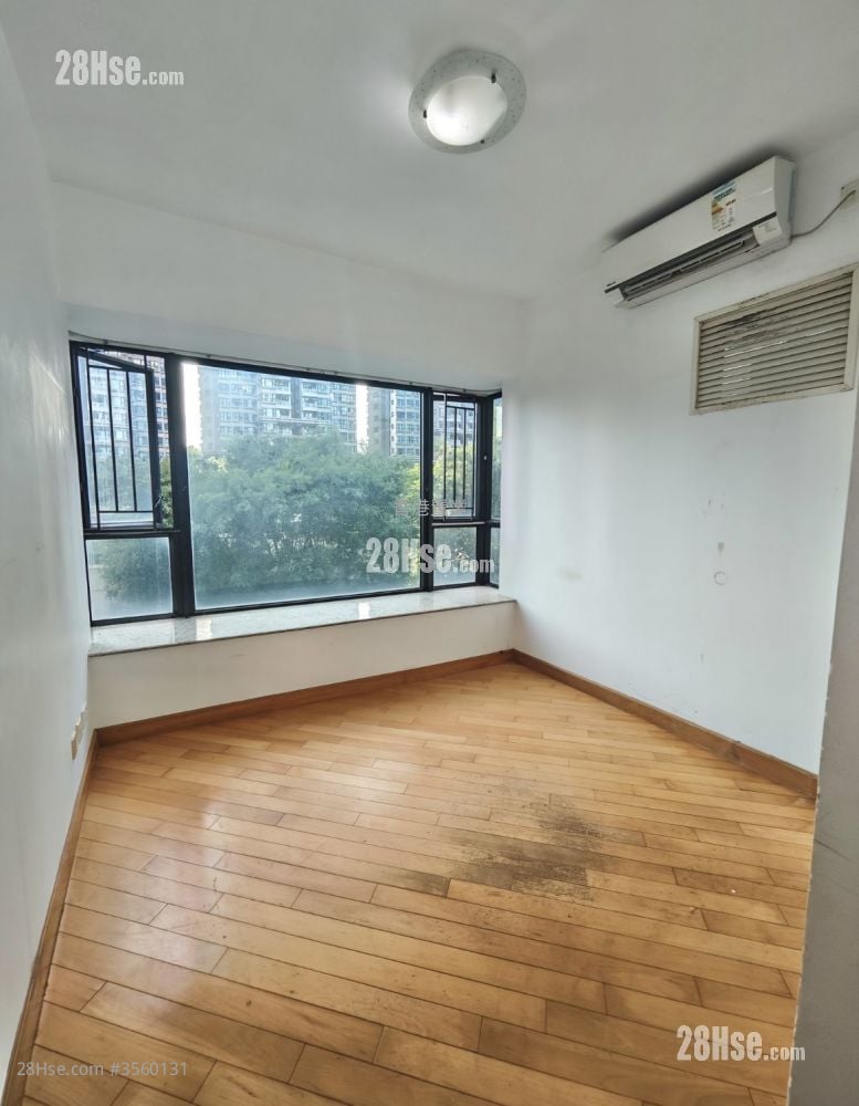Park Island Sell 2 Bedrooms 531 ft² ( 49.3 m² )