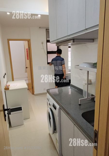Overseas Court Rental 1 Bedroom , 1 Bathroom 160 ft² ( 14.9 m² )
