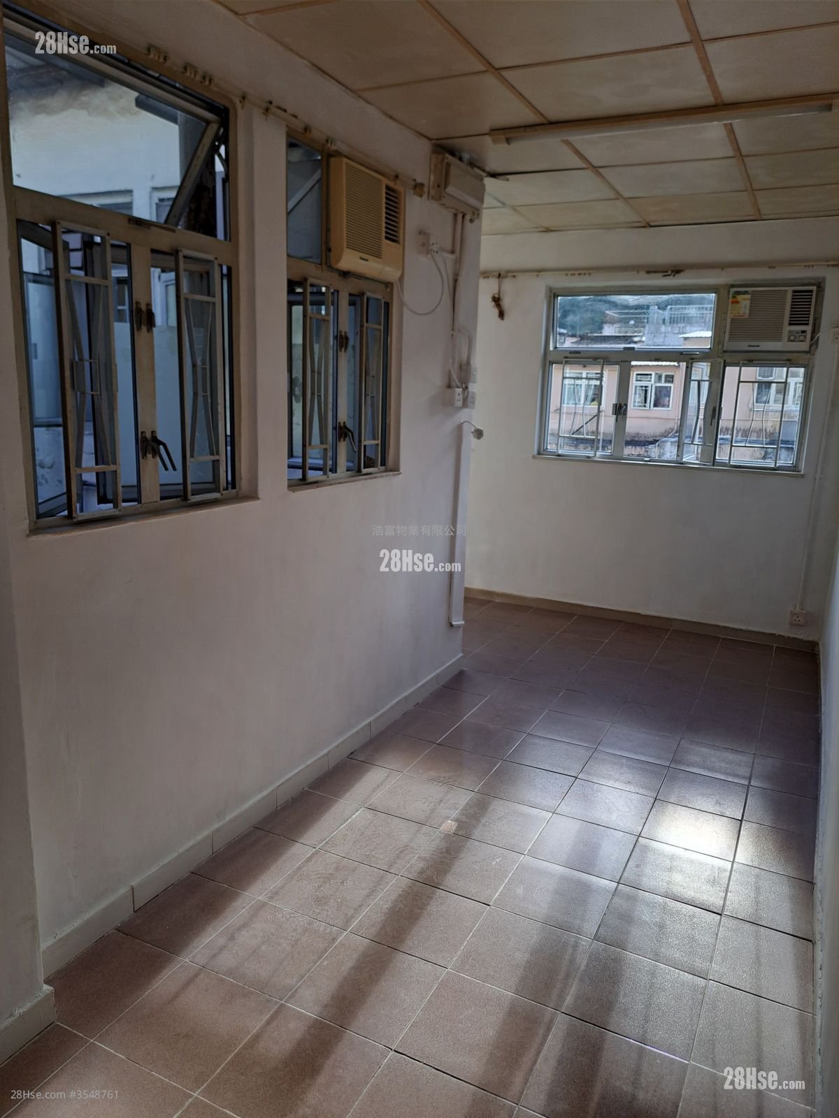 Yick Fat Building Rental Studio , 1 Bathroom 210 ft² ( 19.5 m² )