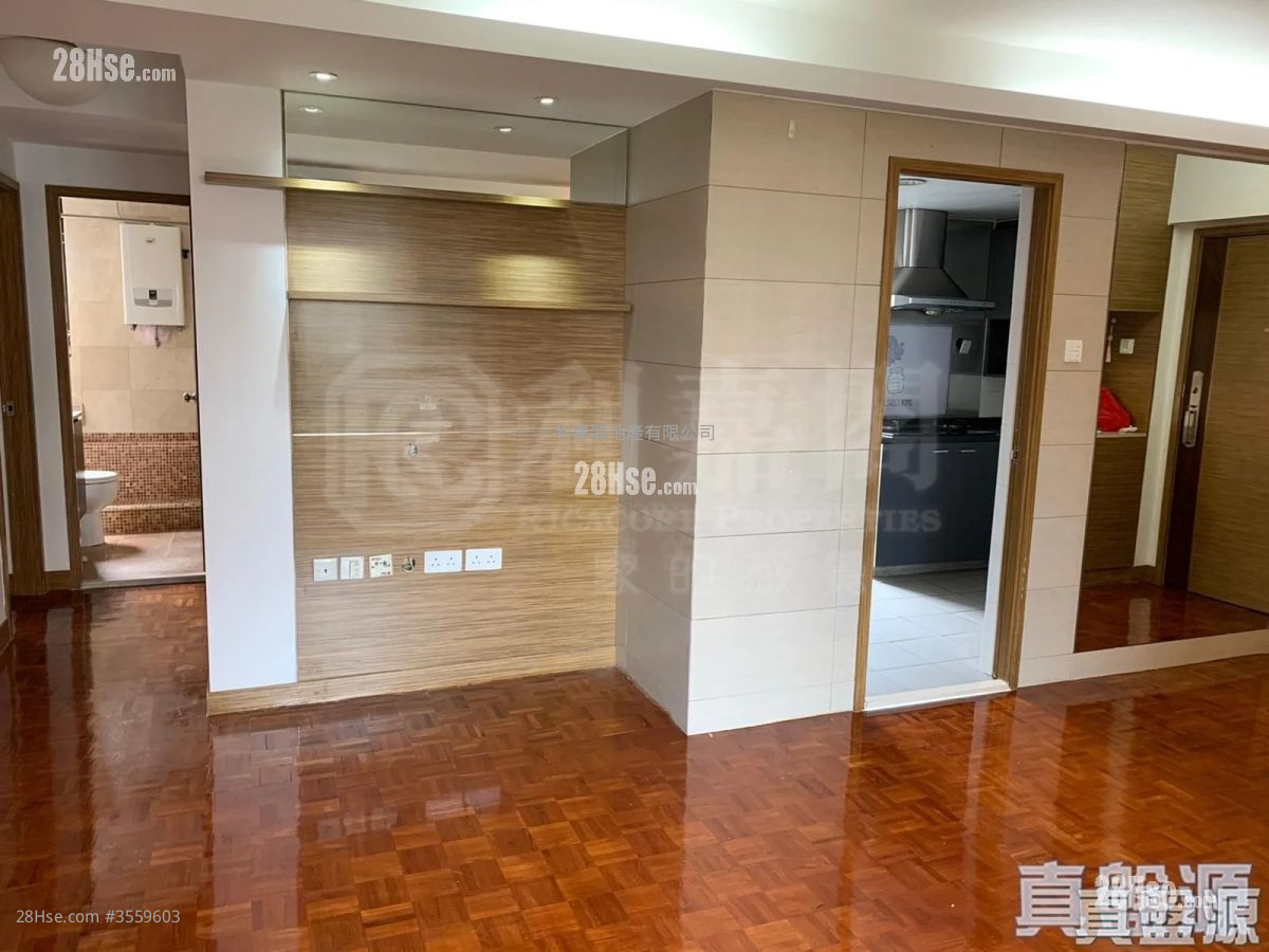 Parc Oasis Sell 3 Bedrooms , 2 Bathrooms 792 ft² ( 73.6 m² )