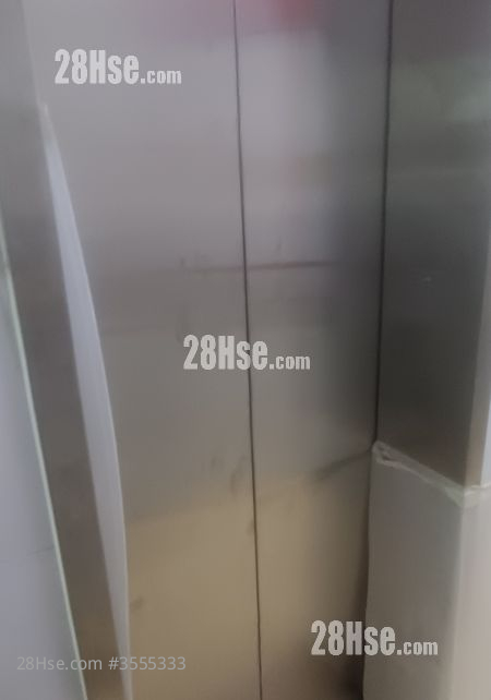 东成大厦 售盘 2 房 , 1 浴室 600 平方尺 ( 55.7 平方米 )